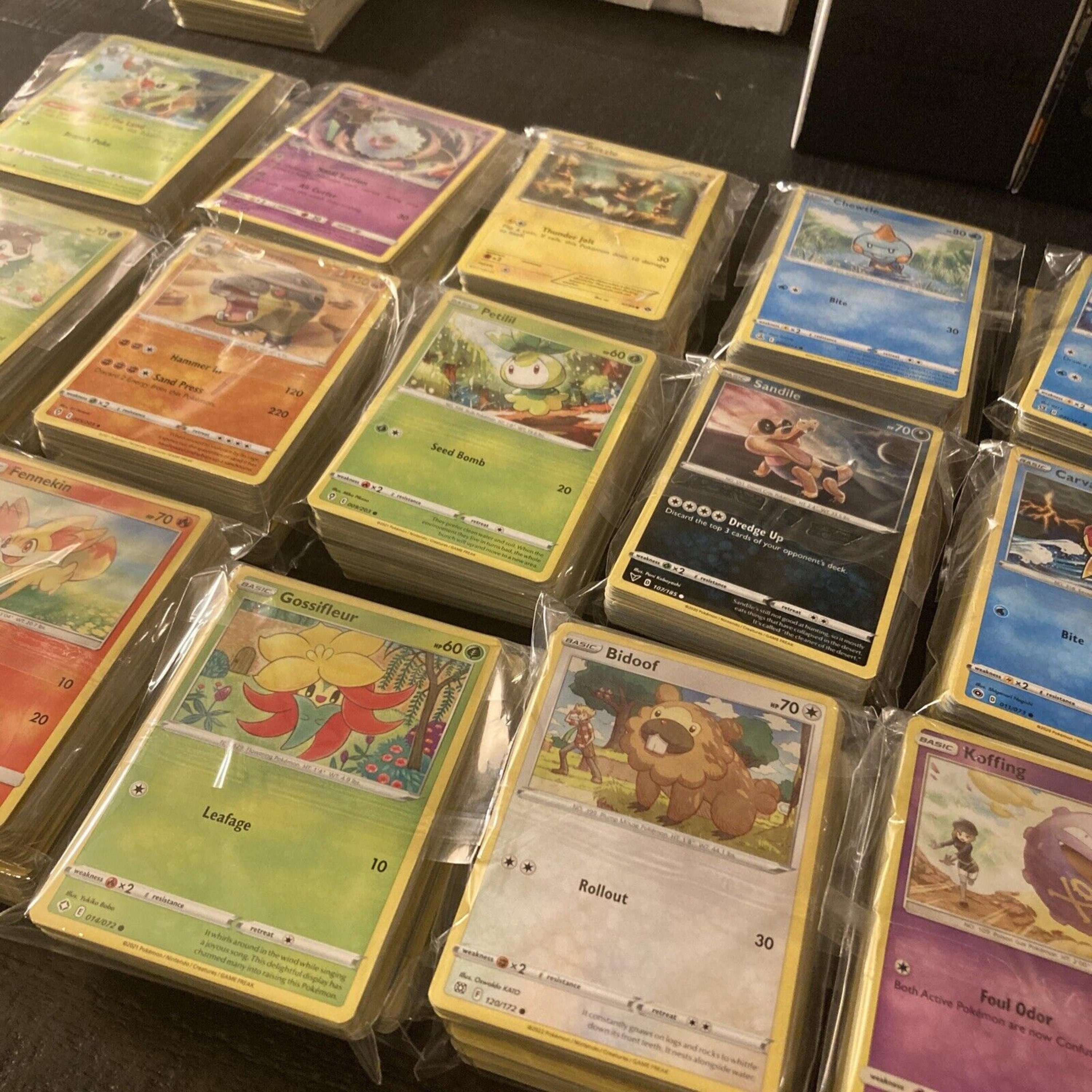 Pokémon Cards, Ultra Rare Pokémon Card Pack GUARANTEED 1 Ultra Rare