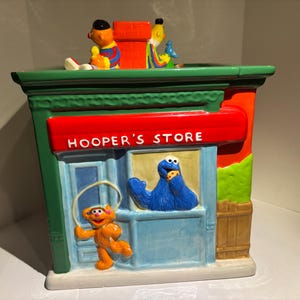 Vintage Sesame Street Neighborhood Cookie Jar – Treasure Craft – Hooper’s Store, Big Bird, Cookie Monster – 1990s Collectible