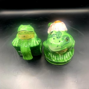 Vintage Ceramic Frog Salt and Pepper Shakers on Lily Pads