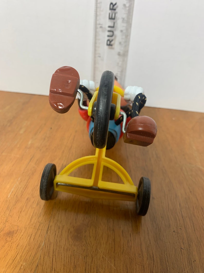 ANCIEN JOUET Mickey Mouse walt Disney En Plastique Figurine Vélo