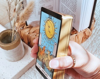 GOLD EDGE Tarot Card Deck, Tarot deck with guidebook, Classic Rider Waite Tarot Cards, Tarot Cards for Beginners, with minimalist moon