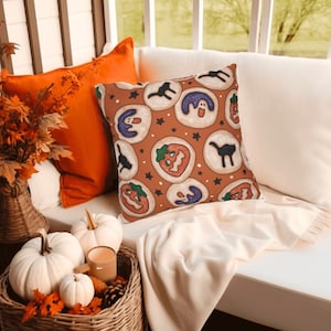 Retro Halloween Pillow Fall Home Decor Spooky Season Decorative Halloween Sugar Cookie Throw Pillow
