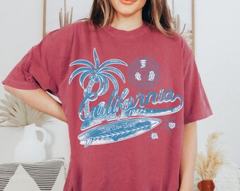 Trendy Malibu California Shirt VSCO Tshirt Oversized Preppy Shirt Coconut Girl Trendy Aesthetic Tee Preppy Clothes Teens Y2K Beachy Tee