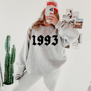 Trendy 1993 Sweatshirt 31st Birthday Shirt 31st Birthday Gift for Her Birth Year Crewneck