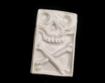 Little Crossbones a Non-Ceramic Mini Watercolor Palette for Dark Cottage Core Painters and Spooky Decor | 4 Wells || 2.5 | MP-002LILBNS