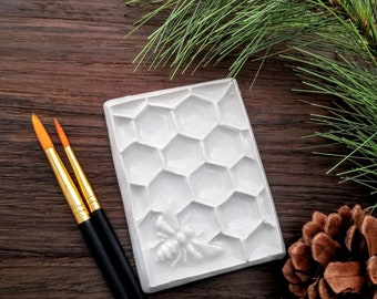Honey Bee and Honeycomb Non Ceramic Palette for Artist  | 18 wells || 3.5 | PP-018HONY