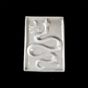 Snake and Moon a Non Ceramic Paint Palette  | Cottage Core Snake Decor or Gothic Gifts for Artist  | 5 wells || 3.5 | PP-005SNAKMOON