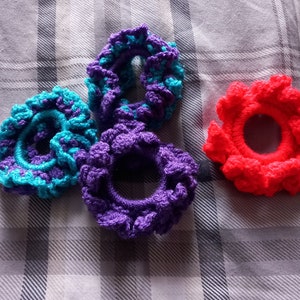 Handmade hair scrunchies (bobbles)