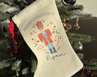 Meia de Natal personalizada com desenho de quebra-nozes