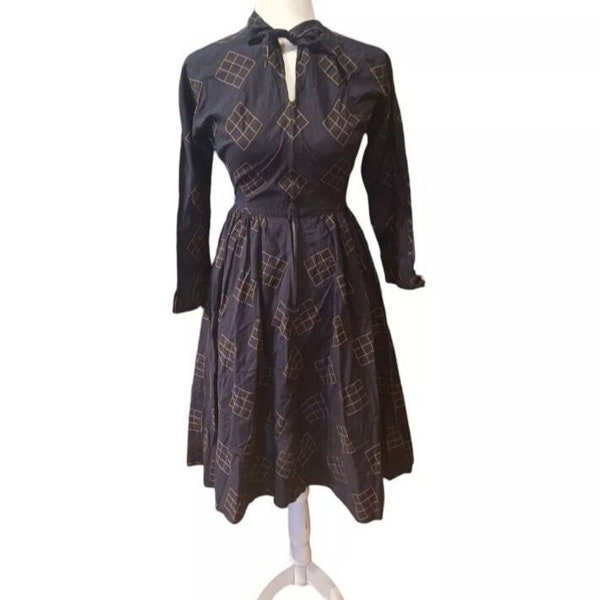 Vintage 1950s Day Dress, Embroidered Shirt Waist 50s Dress,Plaid Textured Fit and Flare Dress