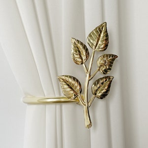 Leaf Metal Curtain Hooks, Gold Curtain Hooks, Brass Hooks.