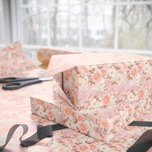Papel de regalo con rosas rosas, papel de regalo floral, papel de bellas artes de 90 g/m² imagen 2