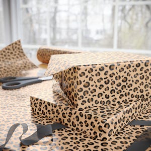 Leopard Print Gift Wrap: Trendy Animal Print, 90 GSM Gloss Paper image 2