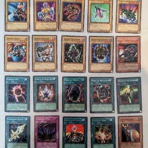 2003 Labyrinth of Nightmare (80 out of 105 original print cards) - Near Mint/Light play
