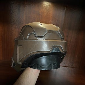 Halo 2 Anniversary (H2A) Mark VI inspired helmet image 9