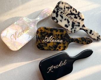 Benutzerdefinierte Name Haarbürste, personalisierte Bürste, gravierte Haarbürste, Brautjungfer Geschenk, individuelles Geschenk für sie, Muttertagsgeschenk