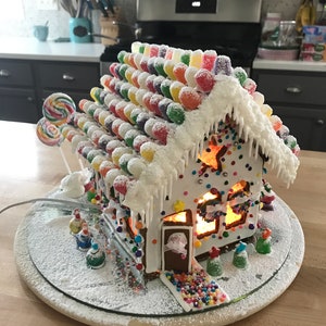 Single level Gingerbread house template