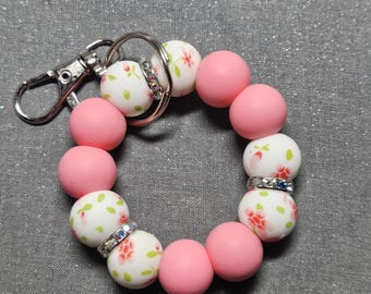 Beaded pink flower mini keychain