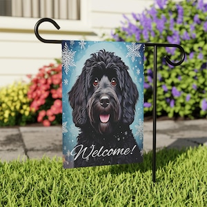 Bandera de perro Cockapoo negro para jardín y casa, copos de nieve de invierno, flores florales, bienvenida, decoración exterior, letrero para patio y porche.