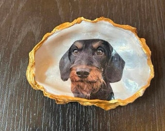 Dachshund dog oyster unique gift, also possible with other dogs. Heinen delft blue dachshund perro tejonero Dackel dachshunds nhaan takkie