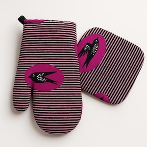 Handmade African Wax Print Oven Mitt – Colorful, Heat-Resistant & Uniquely Yours