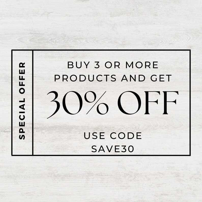 Puede incluir: Un cup&oacute;n en blanco y negro con el texto "SPECIAL OFFER" en el lado izquierdo y "BUY 3 OR MORE PRODUCTS AND GET 30% OFF USE CODE SAVE30" en el lado derecho.