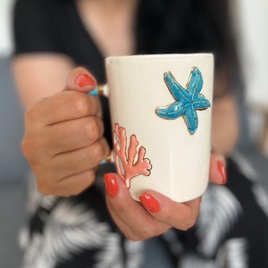 Teacup | Coffee cup | &quot;Life in the sea&quot; decorated with &quot;starfish & shells&quot; | Handmade from ceramic | With real gold elements | Designer cup