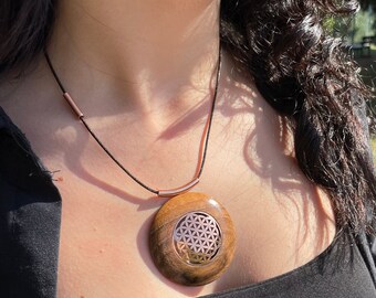 Flower of Life Adjustable Necklace by SBUnique • Copper & Walnut Necklace • Sustainable Jewelry • Necklace With Meaning • Perfect Gift