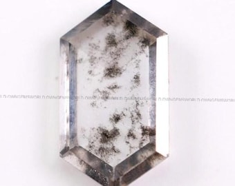 Diamante de laboratorio de 1,72 quilates con forma hexagonal alargada, diamante creado en laboratorio, diamante suelto de laboratorio con inclusiones musgosas únicas para anillos personalizados.