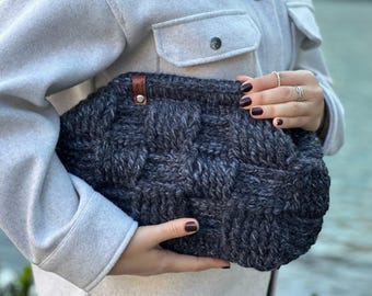 Handmade Wool Grab Handbag for Women | Puzzle Wool Bag | Chunky Knit Bag Pouch | Handcrafted Evening Clutch Bag Purse