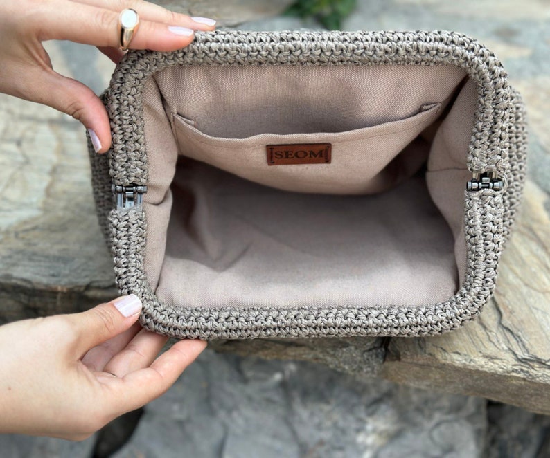 Raffia Mink Clutch Bag For Wedding Straw Knitted Raffia Bag Natural Medium Woven Handbag image 3