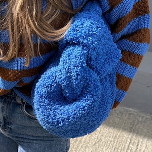 Blaue handgemachte Knödel Tasche | Teddy Pouch Häkeltasche | Geschenk für Frauen