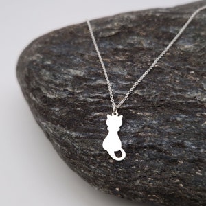 Necklace sitting cat 925 silver image 1