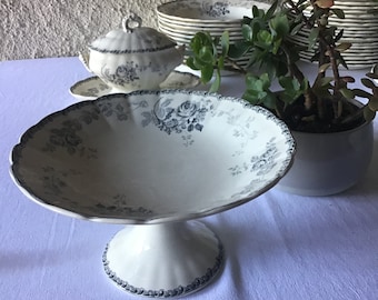 Romantic “Nantais” compotier in French ironstone  from Boulenger in Choisy le Roi