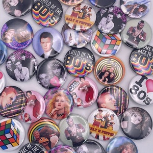 80's Pin Badge Button 80 to choose from 80s Music Bands TV 80s Retro Gift 80s Party Costume 80's Decade Retro Nostalgia zdjęcie 6