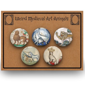 Mittelalterliche Kunst seltsame Tiere Pin Anstecker | Lustiges Geschenk | Scherz | Kunstgeschichte Schüler | Bad Mittelalterliche Kunst | Lehrerin | Dozent | Handarbeit |