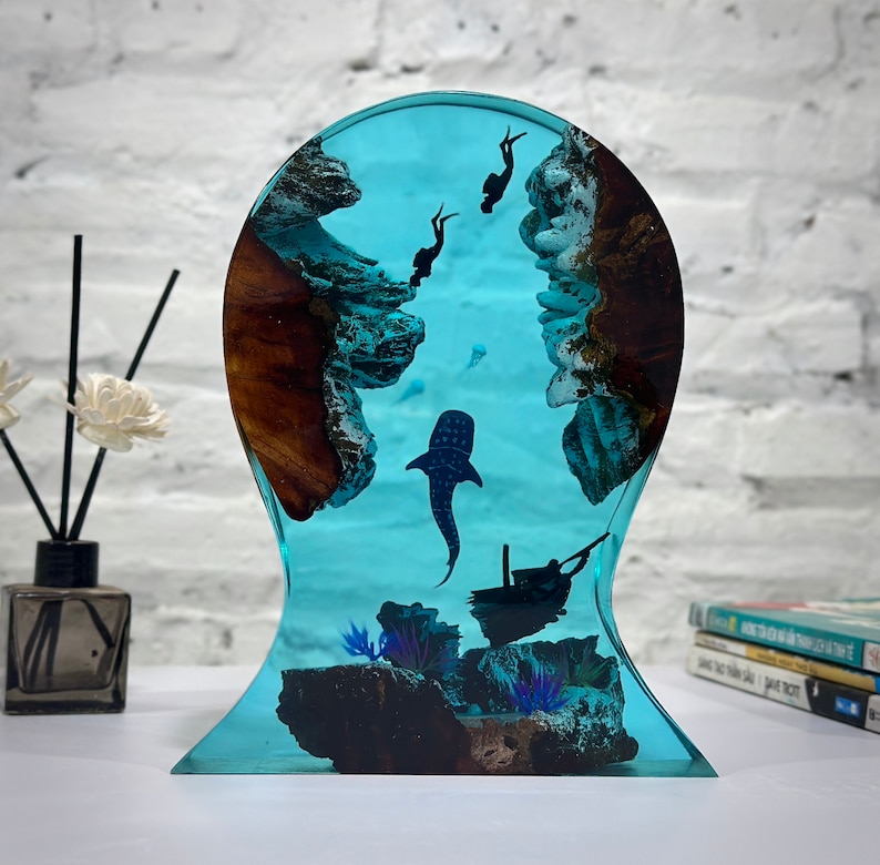 Epoxy Resin Lamp,Whale shark and divers headphone stand,Resin art lamp,resin night light,Birthday gifts for him,Handmade gift. image 6