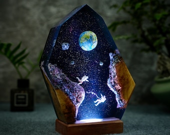 Lámpara de astronauta, lámpara de galaxia espacial de resina y madera, luces nocturnas espaciales, lámpara de noche epoxi para naves espaciales, lámpara de resina interestelar