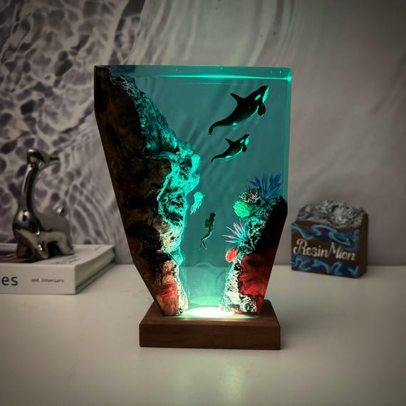 Daddy/Mother Orca Whale and baby Orca Whale Lamp,Killer whale resin lamp,Ocean Resin Lamp,custom night light,Christmas gifts,Gifts for mom