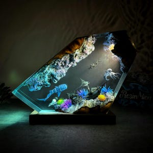 Whale shark and Octopus Night Light, Epoxy Resin Wood Rustic, Home decor unique gift, handmade gift,gift for that person,Father day gift