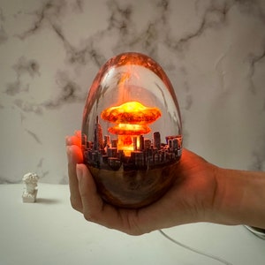 Resin diorama,Atomic bomb resin night Light,Explosion Resin diorama, epoxy resin art,horror diorama,apocalypse,gift for Dad,gift for gamer