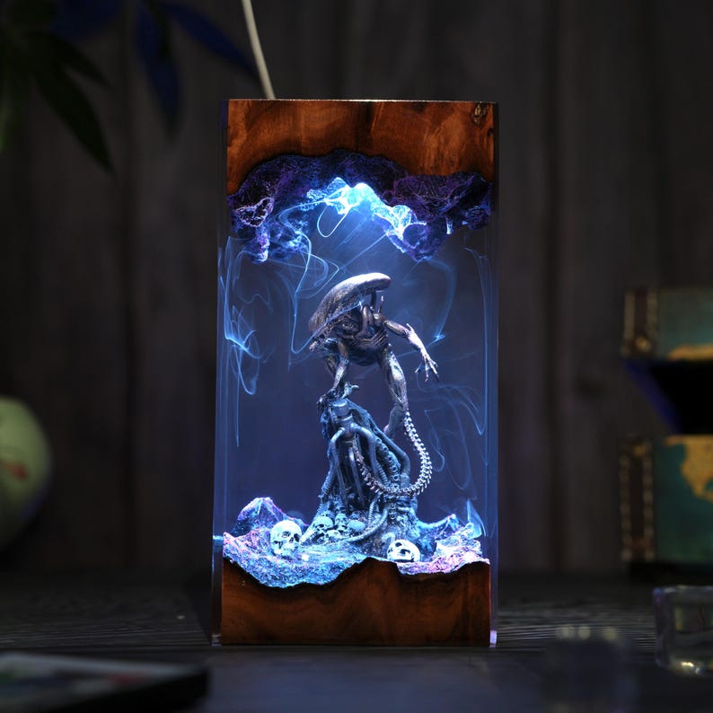 Alien Egg Lamp, Alien Resin Lamp, Custom Sci-fi Lamp, Epoxy Night Light ...