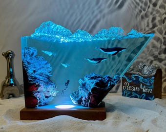 Lámpara de noche con ballena jorobada y buzo, lámpara de madera de resina epoxi, luz de noche de buceo, regalo de Navidad para él, regalo de verano único, decoración del hogar.