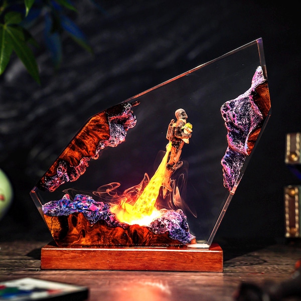 Lámpara de resina de guerrero espacial, decoración de habitación galáctica, lámpara de escritorio futurista, regalo inspirado en un fan, regalo único, regalo de Navidad para él.