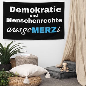 Fahne Flagge Demokratie und Menschenrechte ausgeMERZt