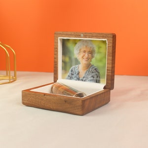 Benutzerdefinierte Sympathie Geschenke hölzerne Memorial Box, in Erinnerung an geliebten Menschen Geschenke, Mom's Hair Memorials