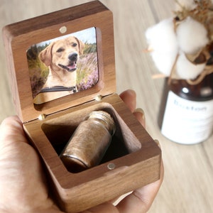 Custom Wooden Pet fur Keepsake,Wooden pet memorial box,Pet Hair Keepsake,Personalized pet loss sympathy gift,Dog memorial,Cat Keepsake Gift