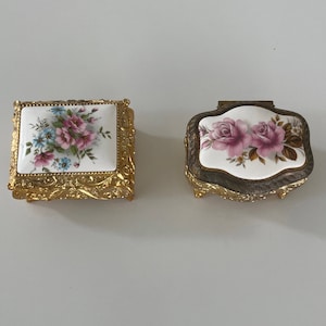 VTG Two Rare Splendid music jewelry box from Disney store