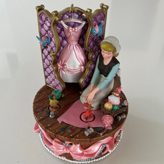 VTG Cinderella Music Box A Dream is A Wish Your Heart Makes