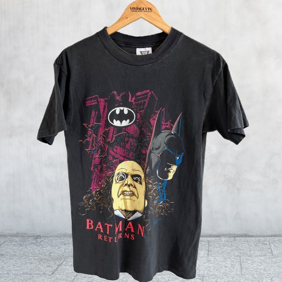 VINTAGE 1991 BATMAN RETURNS movie t-shirt. medium - image 1